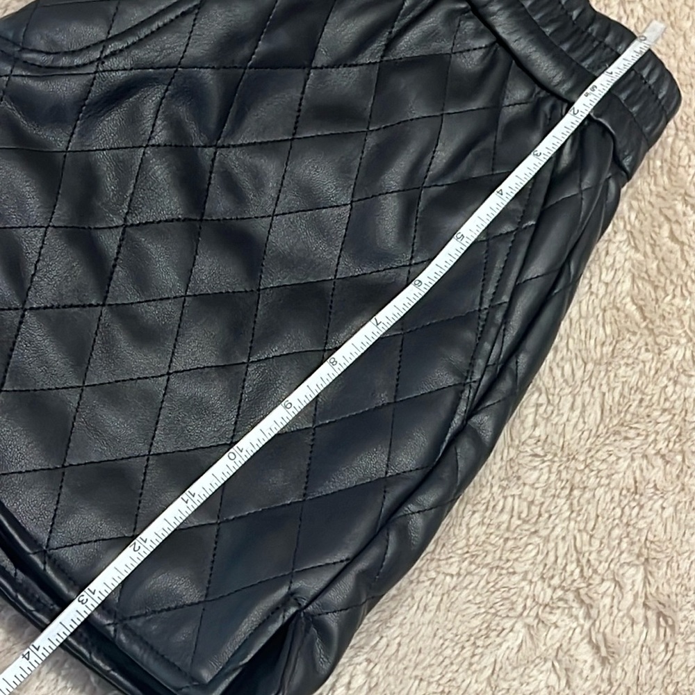 ZARA Faux Leather Quilted Shorts - Picture 11 of 15